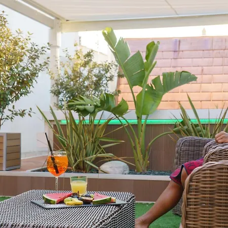 לינה וארוחת בוקר Il Borgo Relais 4*