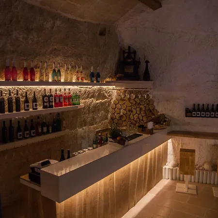 Il Borgo Relais 4* גרבינה אין פוליה