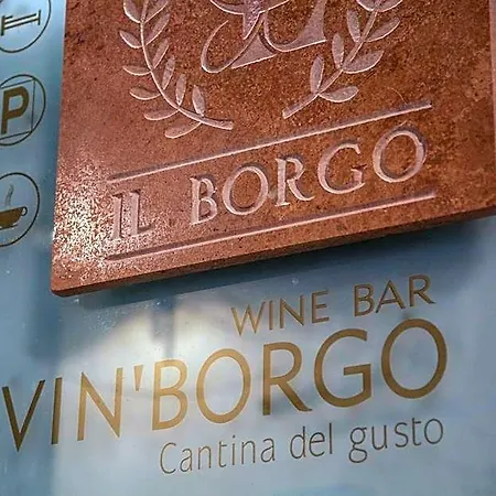 Il Borgo Relais Bed and Breakfast Γκραβίνα